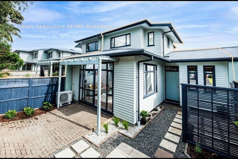 Photo of property in 116/2 Armoy Drive, East Tamaki, Auckland, 2016