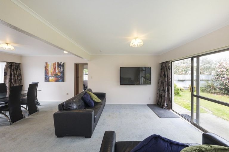 Photo of property in 6b Edwards Place, Terrace End, Palmerston North, 4410