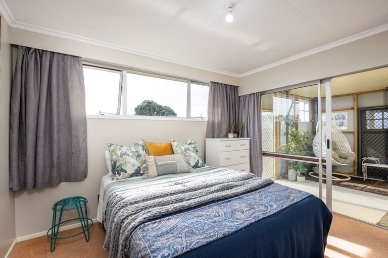 Photo of property in 27 High Street East, Waitara, 4320