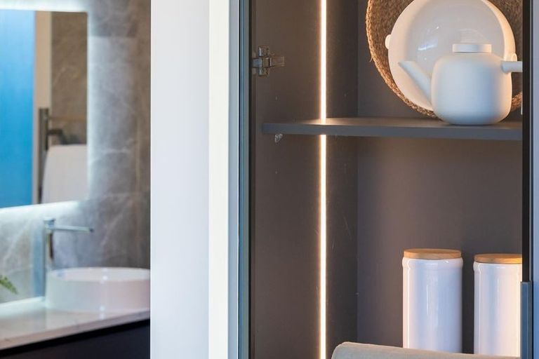 Photo of property in 13 Arawaru Avenue, Wainui, 0992