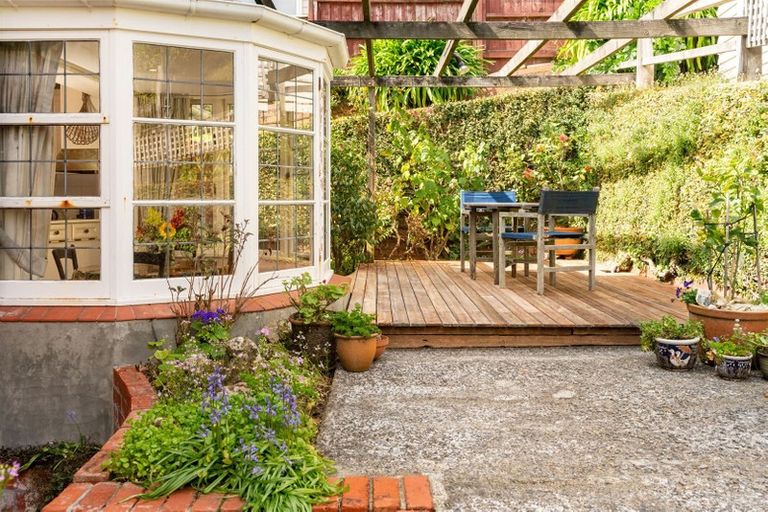 Photo of property in 331 Karori Road, Karori, Wellington, 6012