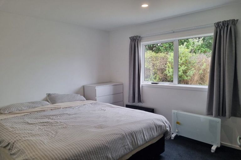 Photo of property in 7a Suffolk Place, Cannons Creek, Porirua, 5024