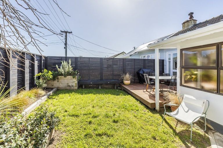 Photo of property in 14 Leveson Street, Strathmore Park, Wellington, 6022