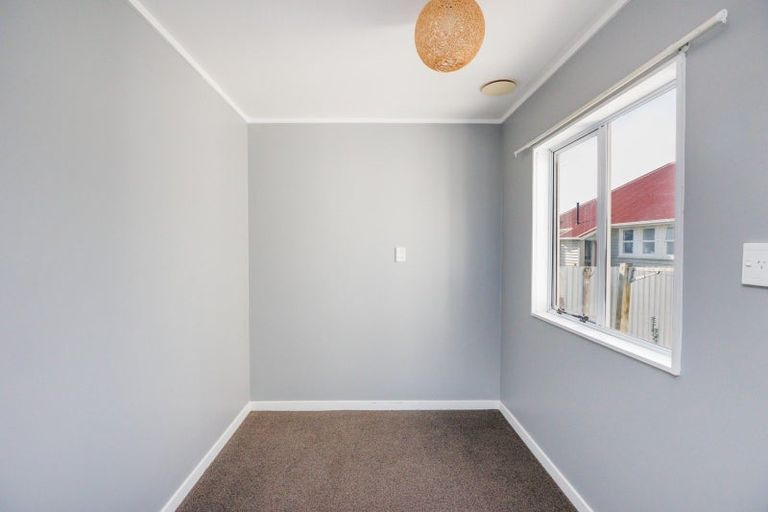 Photo of property in 6 Thames Street, Roslyn, Palmerston North, 4414