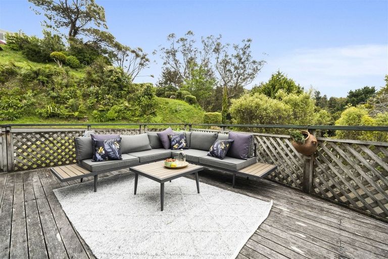 Photo of property in 5 Corrondella Grove, Belmont, Lower Hutt, 5010