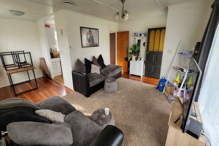 Photo of property in 16 Verel Street, Fairfield, Hamilton, 3214