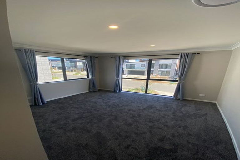 Photo of property in 9 Bendridge Street, Flat Bush, Auckland, 2019