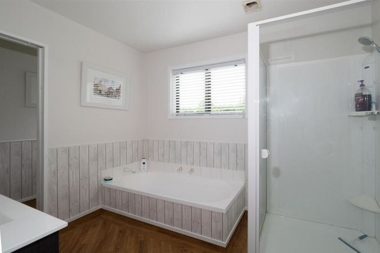 Photo of property in 100 Wilkins Road, Tinwald, Ashburton, 7700