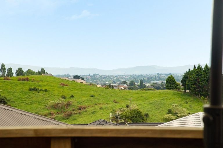 Photo of property in 29 Ballintoy Park Drive, Welcome Bay, Tauranga, 3175