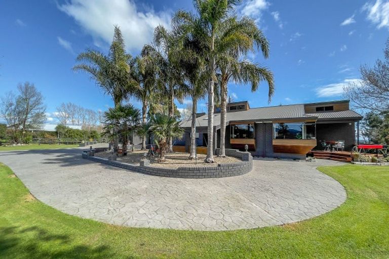 Photo of property in 32 Hauraki Road, Hauraki, Auckland, 0622