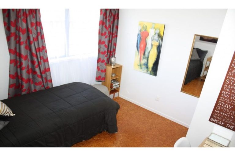 Photo of property in 17 Great North Road, Te Kamo, Whangarei, 0112