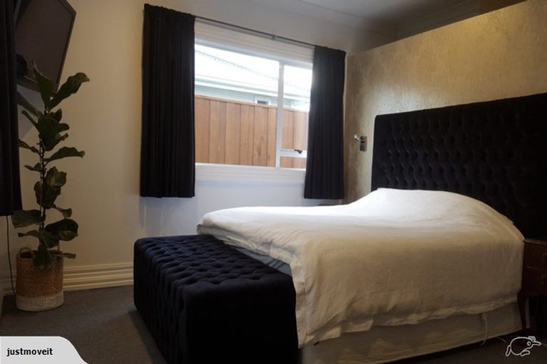 Photo of property in 2 Moffett Street, Islington, Christchurch, 8042