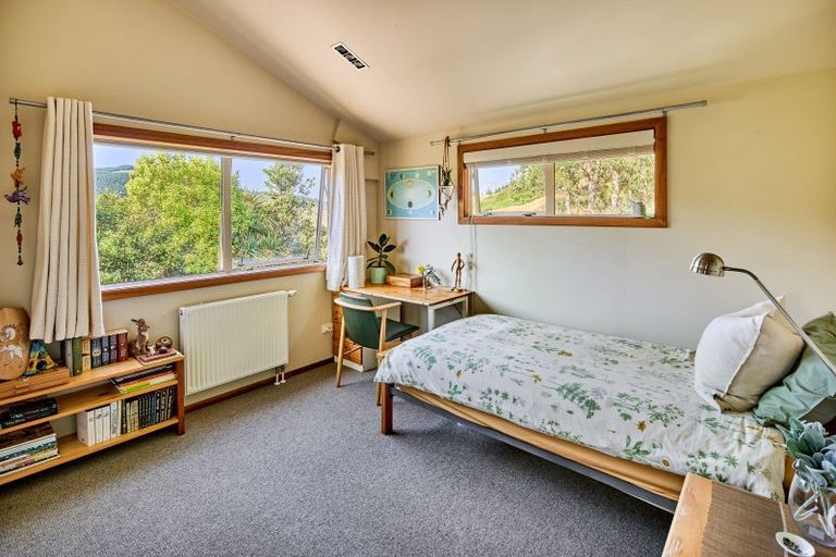 Photo of property in 343 Takapu Road, Takapu Valley, Wellington, 5028