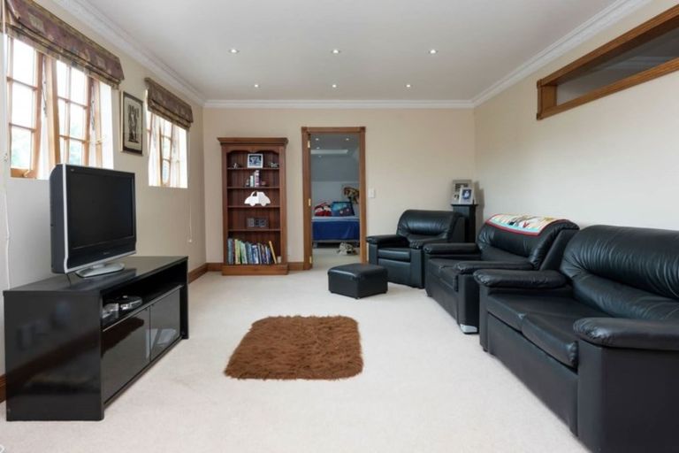 Photo of property in 170 Potts Road, Whitford, Howick, 2571