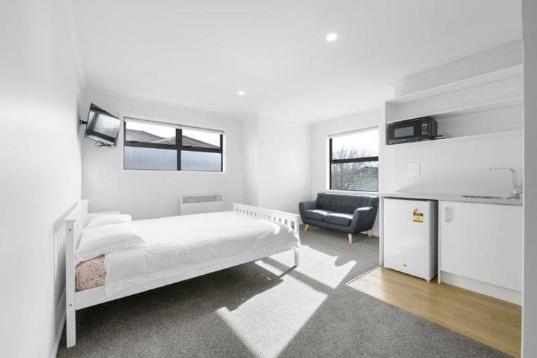 Photo of property in 54c Cook Street, Hamilton East, Hamilton, 3216