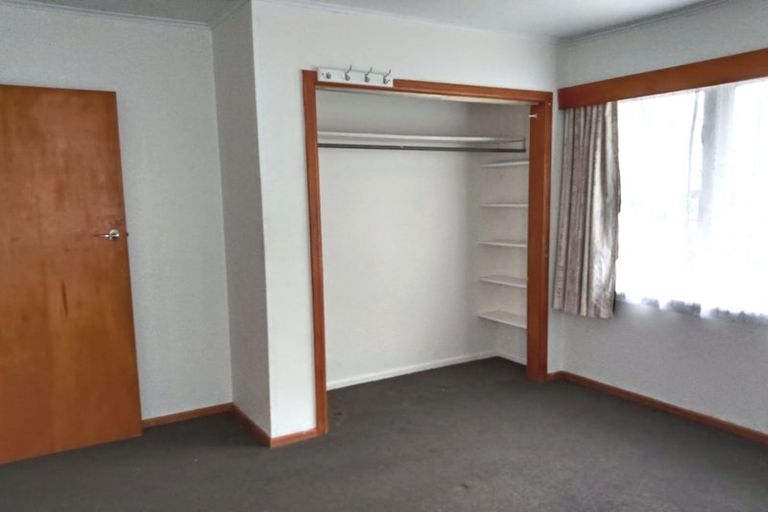 Photo of property in 2 Epsom Way, Karori, Wellington, 6012