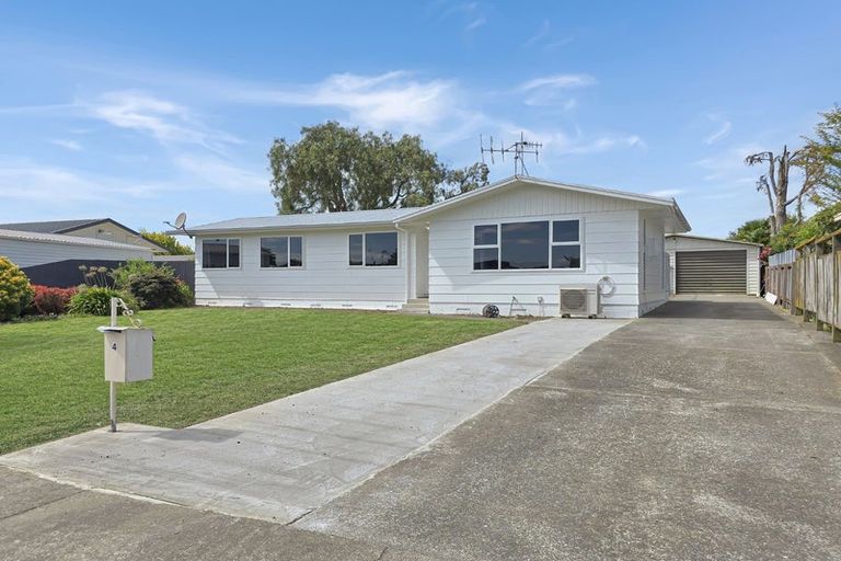 Photo of property in 4 Duckworth Crescent, Greenmeadows, Napier, 4112