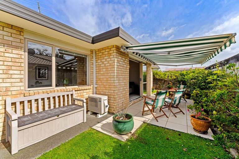 Photo of property in 2a Laurie Street, Red Beach, 0932