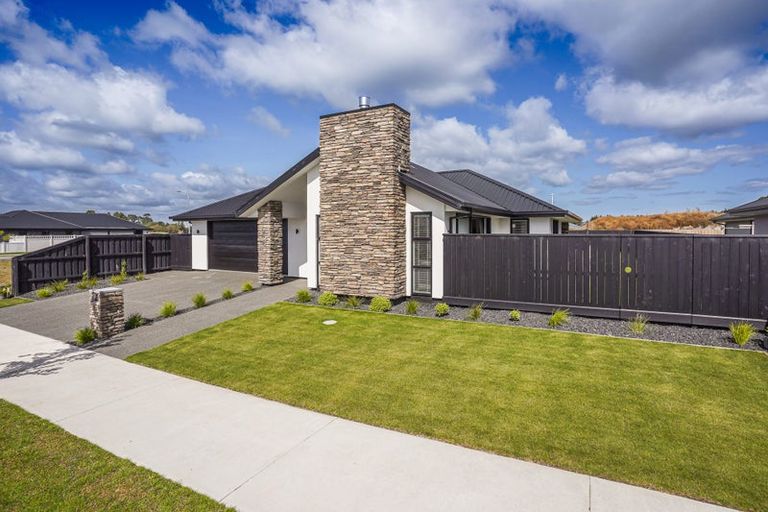 Photo of property in 31 Hotere Street, Rangiora, 7400