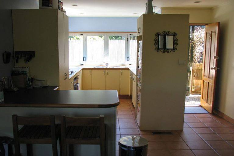 Photo of property in 47 Fitzpatrick Street, Newlands, Wellington, 6037