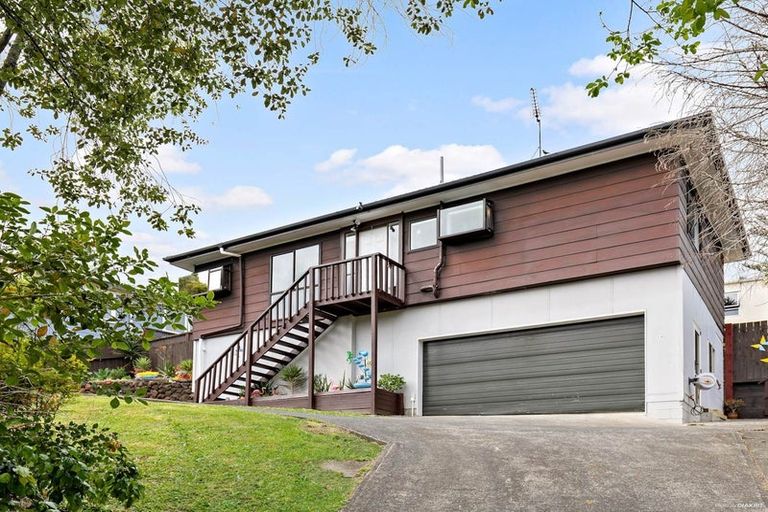 Photo of property in 2/40 Beaudine Avenue, Glenfield, Auckland, 0629