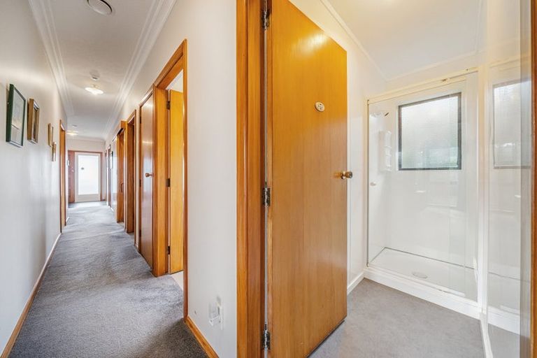 Photo of property in 78c Main Road, Titahi Bay, Porirua, 5022