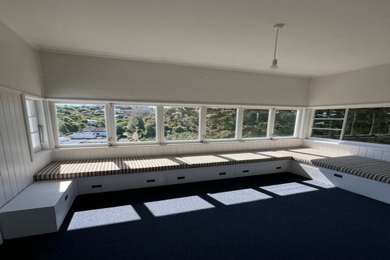 Photo of property in 8 Hadfield Terrace, Bluff Hill, Napier, 4110