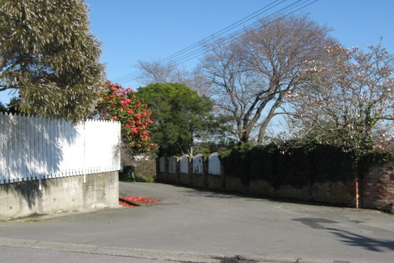 Photo of property in 15 Heaton Rhodes Place, Cashmere, Christchurch, 8022