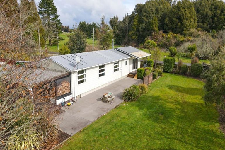 Photo of property in 22 Maire Street, Mamaku, 3020