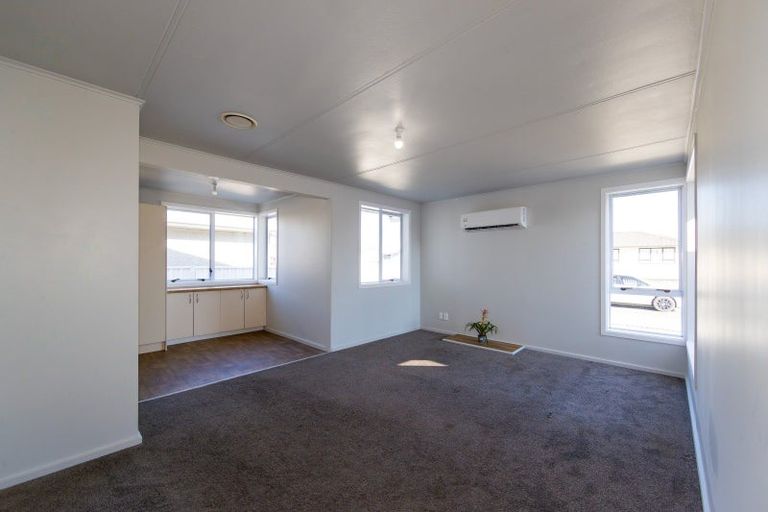 Photo of property in 32a Lipscombe Crescent, Havelock North, 4130