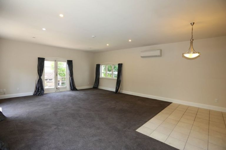 Photo of property in 184 Springfield Road, St Albans, Christchurch, 8014