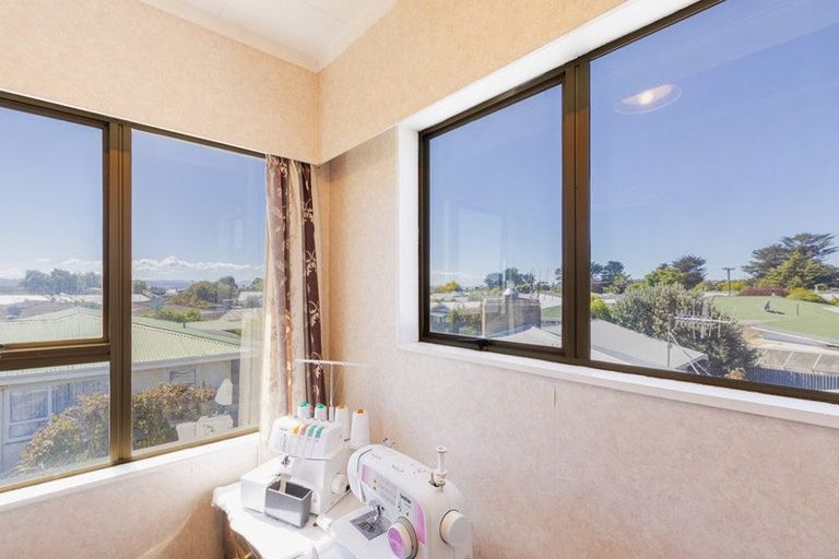 Photo of property in 39 Trinity Crescent, Pirimai, Napier, 4112