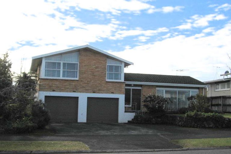 Photo of property in 10 Kensington Place, Fairfield, Hamilton, 3214