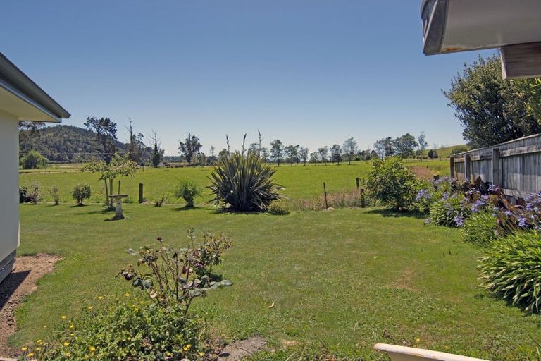 Photo of property in 15 Arapeta Place, Takaka, 7110