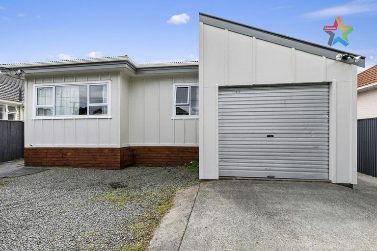 Photo of property in 1a Waldie Grove, Avalon, Lower Hutt, 5011