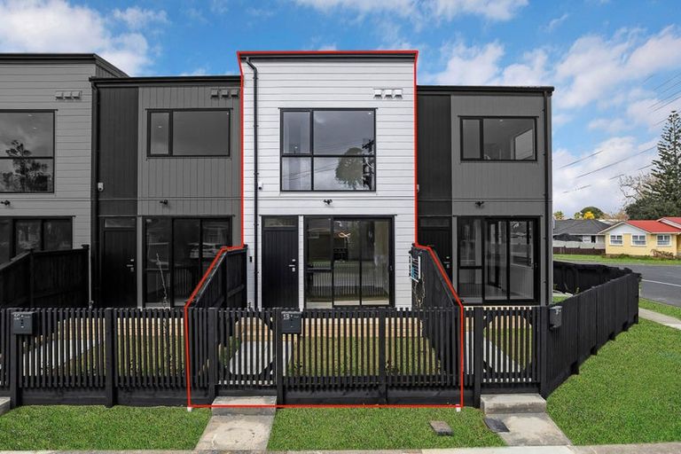 Photo of property in 1b Hokianga Street, Mangere East, Auckland, 2024