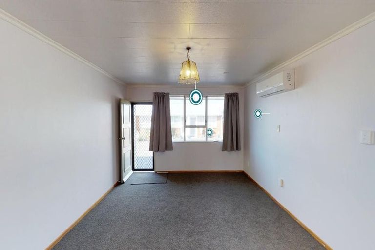 Photo of property in 8 Kiwi Court, Roslyn, Palmerston North, 4414
