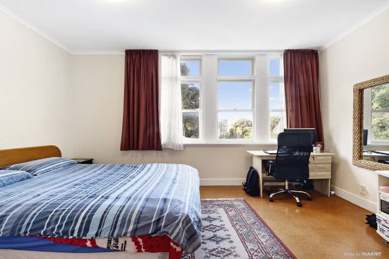 Photo of property in 81 Hill Street, Thorndon, Wellington, 6011