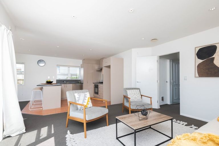 Photo of property in 68 Waverton Terrace, Churton Park, Wellington, 6037