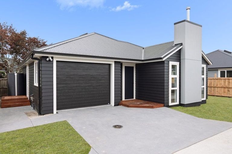 Photo of property in 2/70 Thompson Street, Leamington, Cambridge, 3432