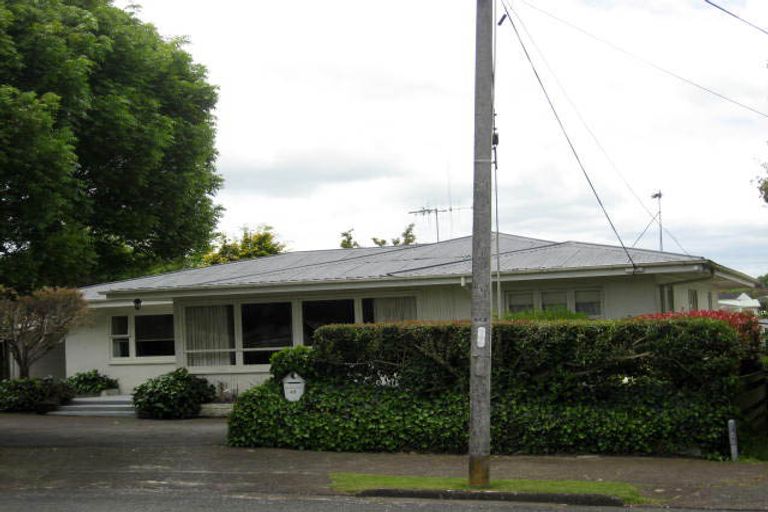 Photo of property in 43 Bridgman Road, Te Awamutu, 3800