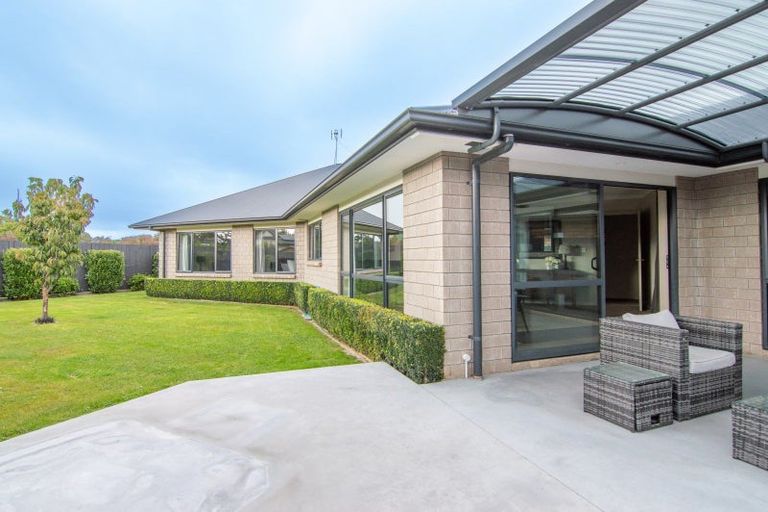 Photo of property in 20 Millbrook Place, Ashhurst, 4810