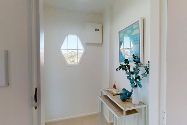 Photo of property in Regency Flats, 6/29-45 Miramar North Road, Miramar, Wellington, 6022