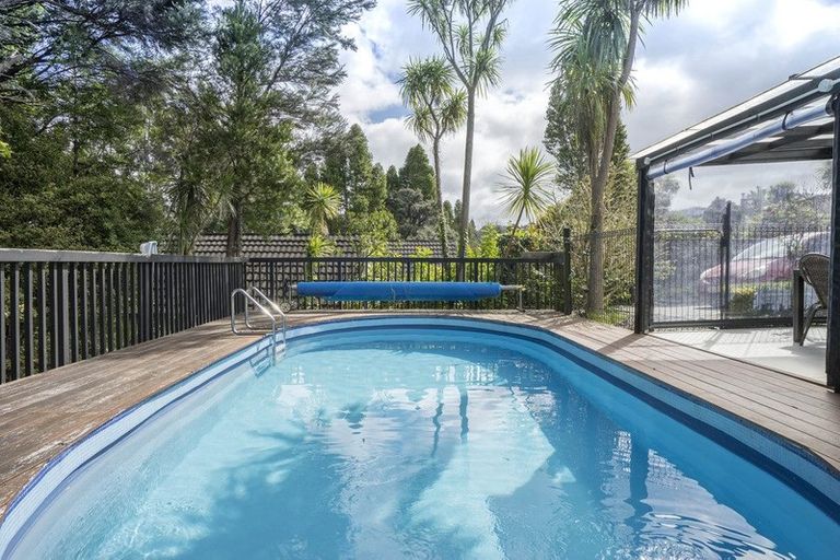 Photo of property in 26 Barlow Place, Chatswood, Auckland, 0626