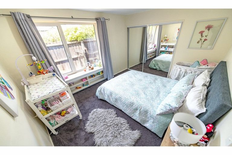 Photo of property in 49 Orlando Crescent, Waimairi Beach, Christchurch, 8083