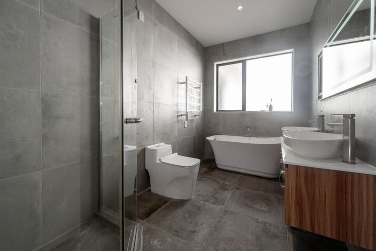 Photo of property in 2 Gemscott Crescent, Huapai, Kumeu, 0810