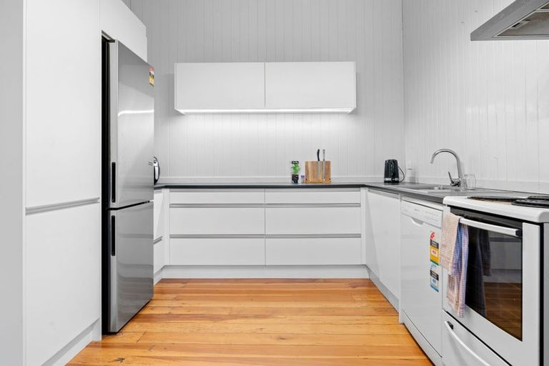 Photo of property in 15 Wellington Street, Hamilton East, Hamilton, 3216