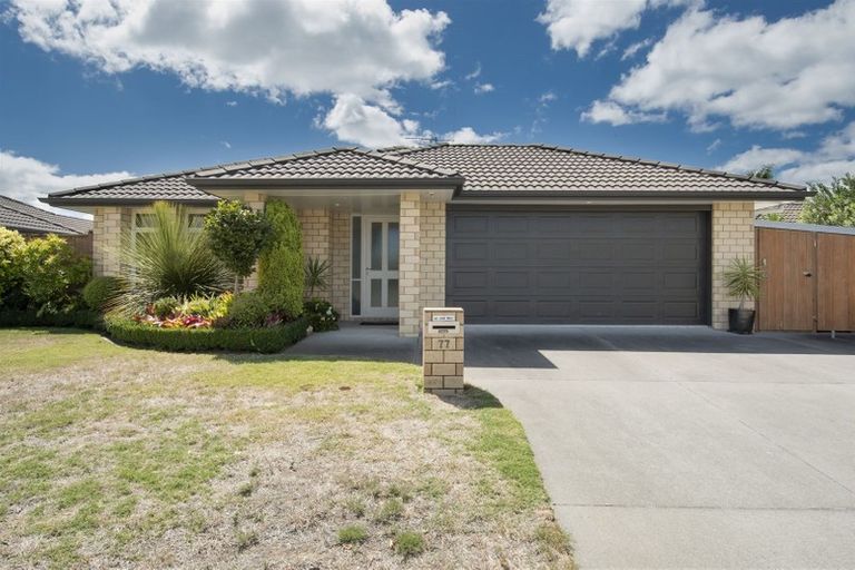 Photo of property in 77 Doncaster Drive, Papamoa Beach, Papamoa, 3118