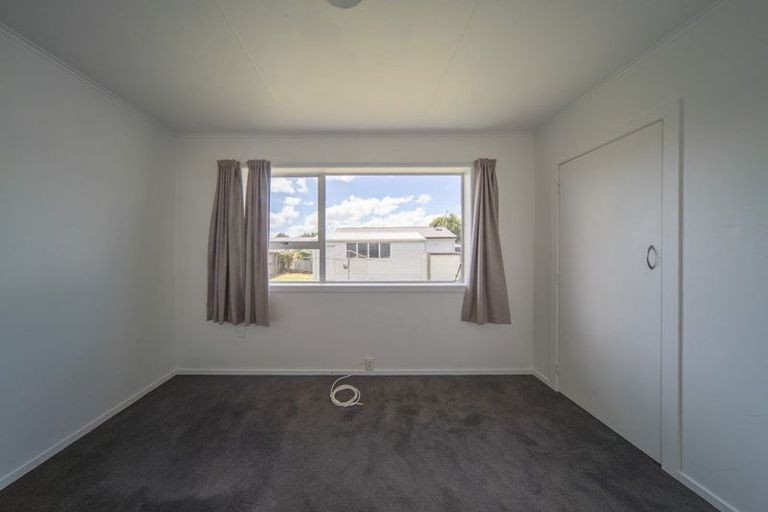 Photo of property in 5b Pollen Crescent, Melville, Hamilton, 3206
