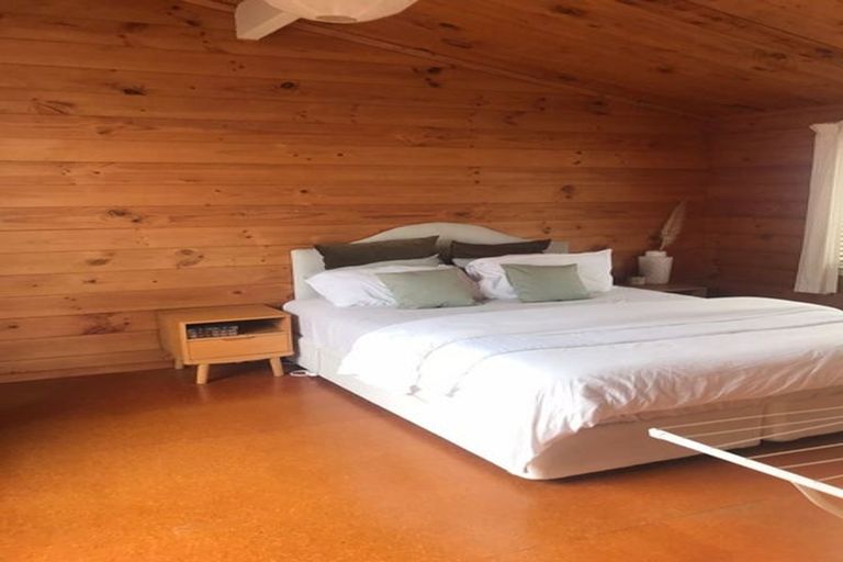 Photo of property in 251 Marine Parade, Eastbourne, Lower Hutt, 5013